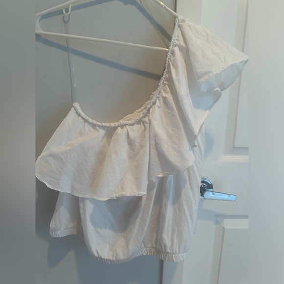 A New Day One Shoulder Ruffle Tank, size L - Picture 4 of 9